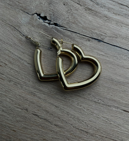 HART OORBELLEN GOUD