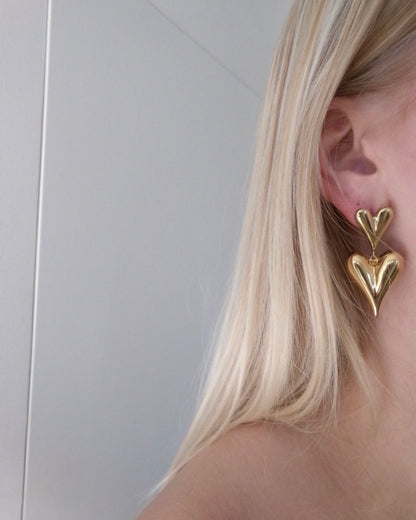 DUBBEL HARTEN OORBELLEN GOUD